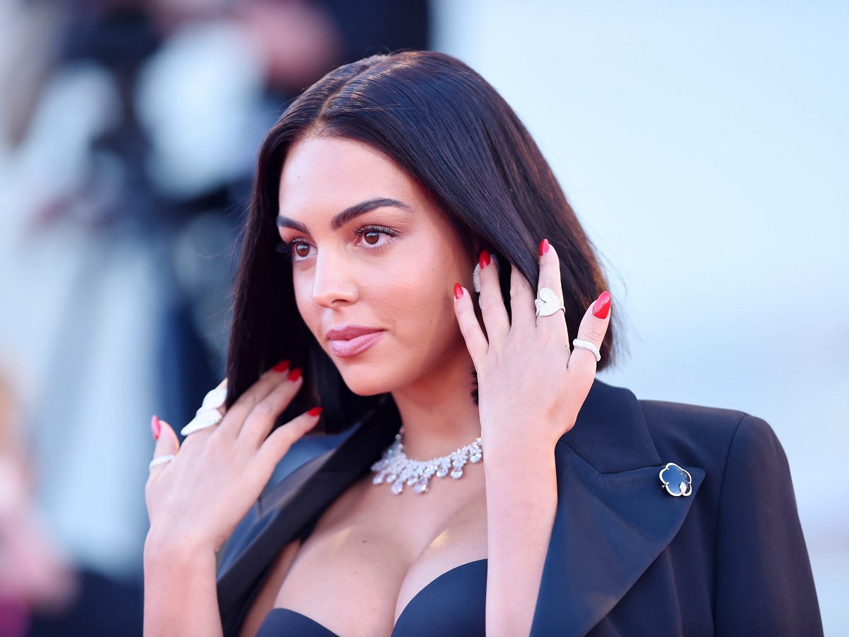 Georgina Rodriguez : « C’est presque p0rn0graphique » ; cette vidéo de la compagne de Cristiano fait polémique