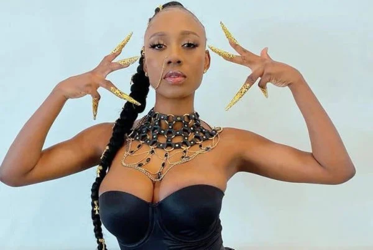 Korra Obidi : « Je suis tellement brisée, mes enfants m’ont été enlevés… », la danseuse s’effondre