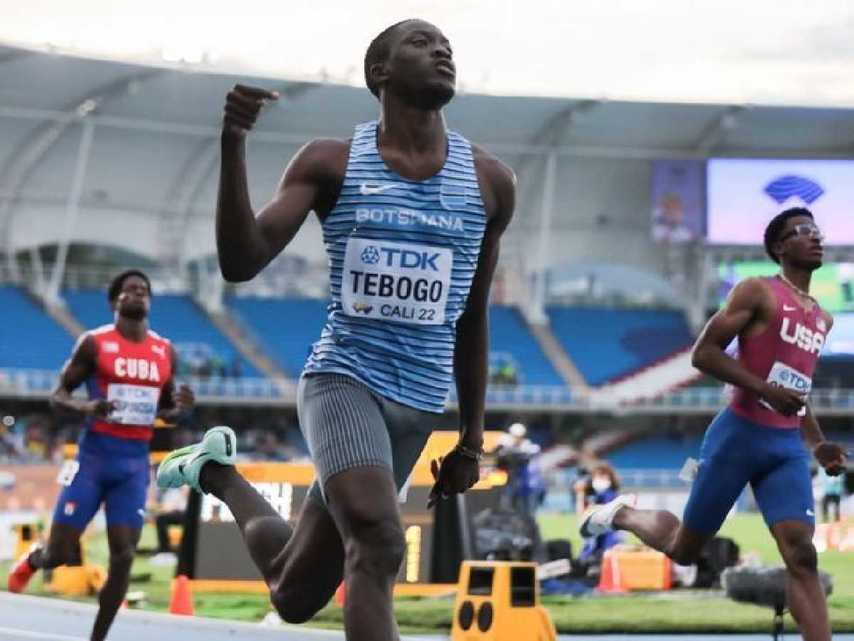 Letsile Tebogo : le sprinter botswanais bat le record U20 du 100m et célèbre avant la ligne d’arrivée (vidéo)