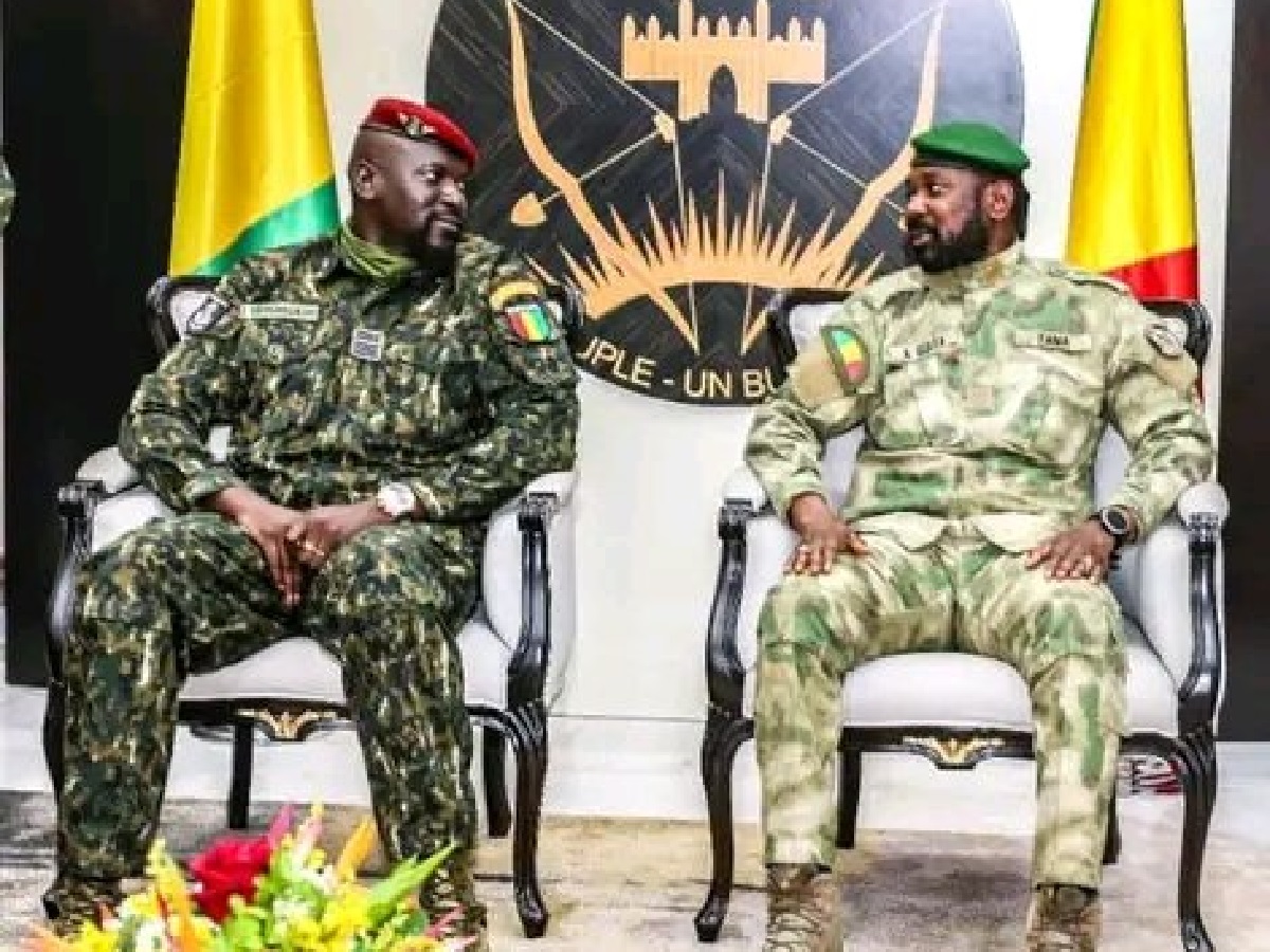 Guinée-Mali : Le Colonel Goita accueille le Colonel Doumbouya à la veille d’un sommet de la CEDEAO