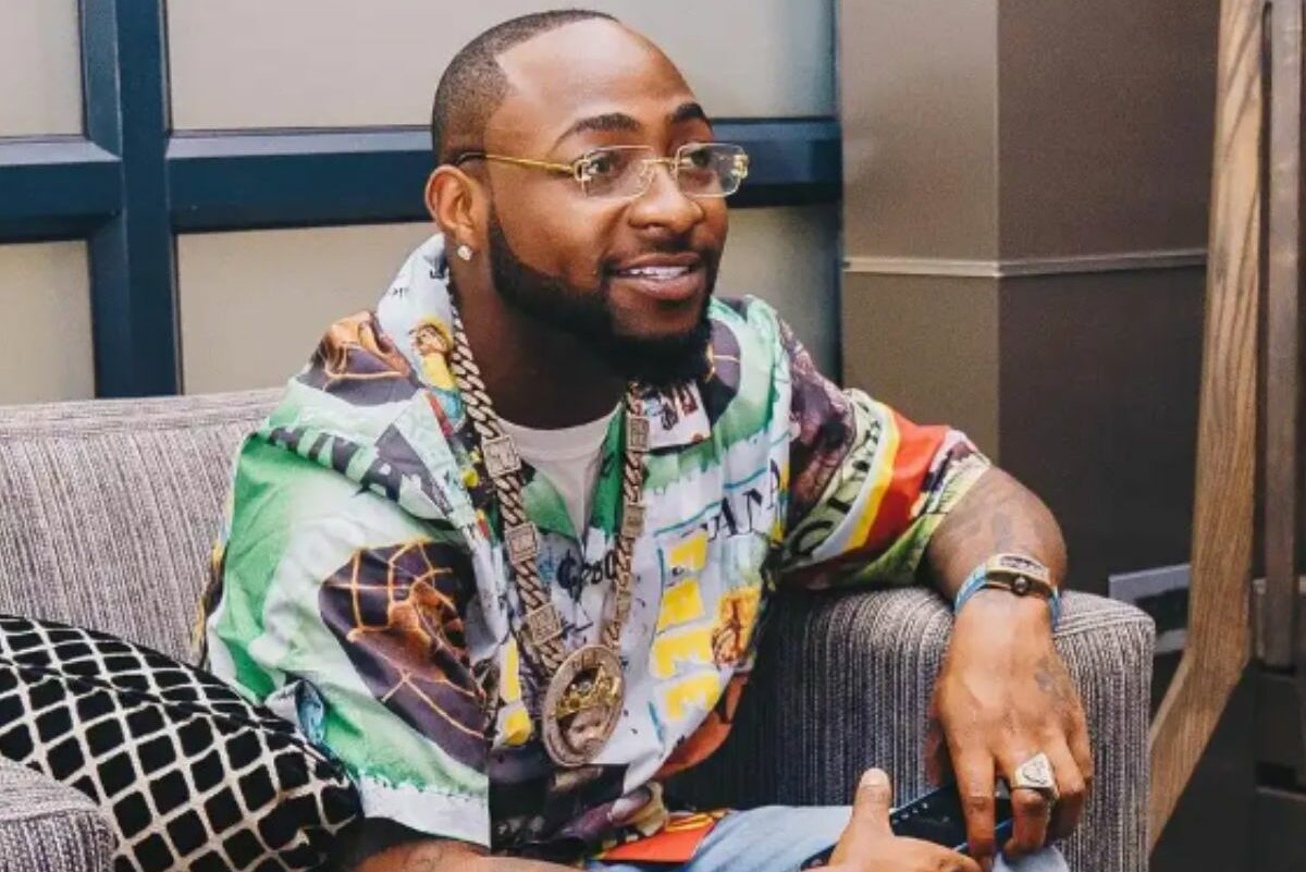 Davido : la star veut offrir 1 million de dollar à tous ses amis