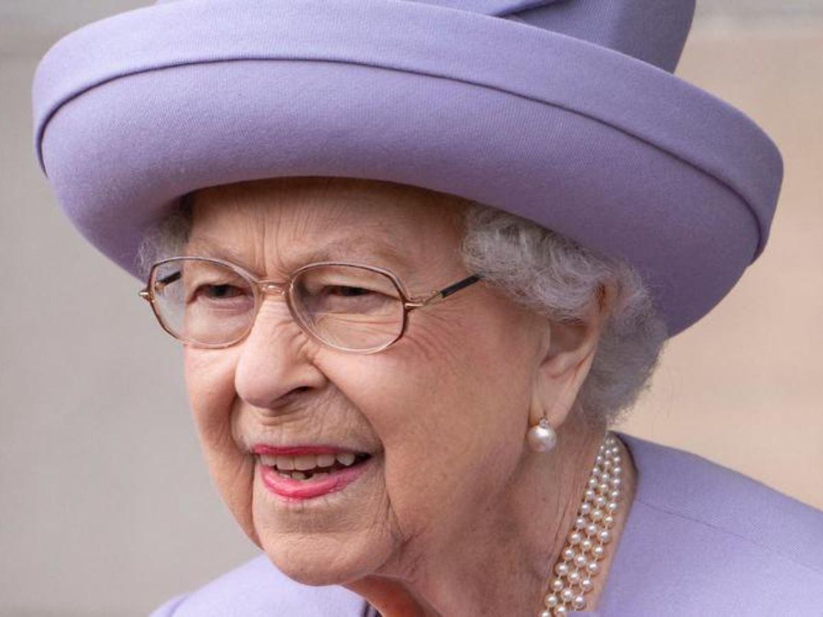 Elizabeth II : le certificat de décès de la reine publié ; voici la cause de sa mort (Photo)