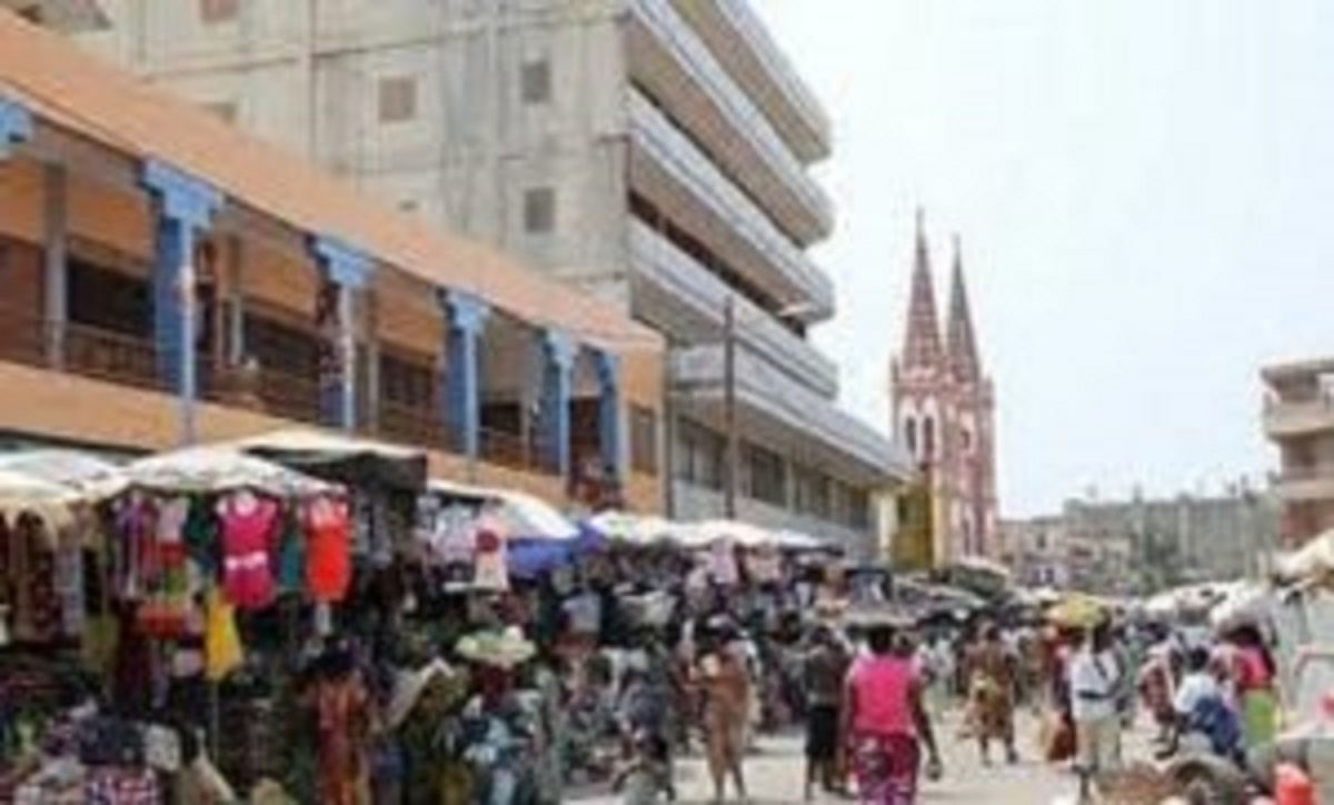 Vie chère : vers des mois de plus en plus compliqués pour les ménages africains ; les produits payés à 5 000 FCFA passeront à près de 7 000 FCFA