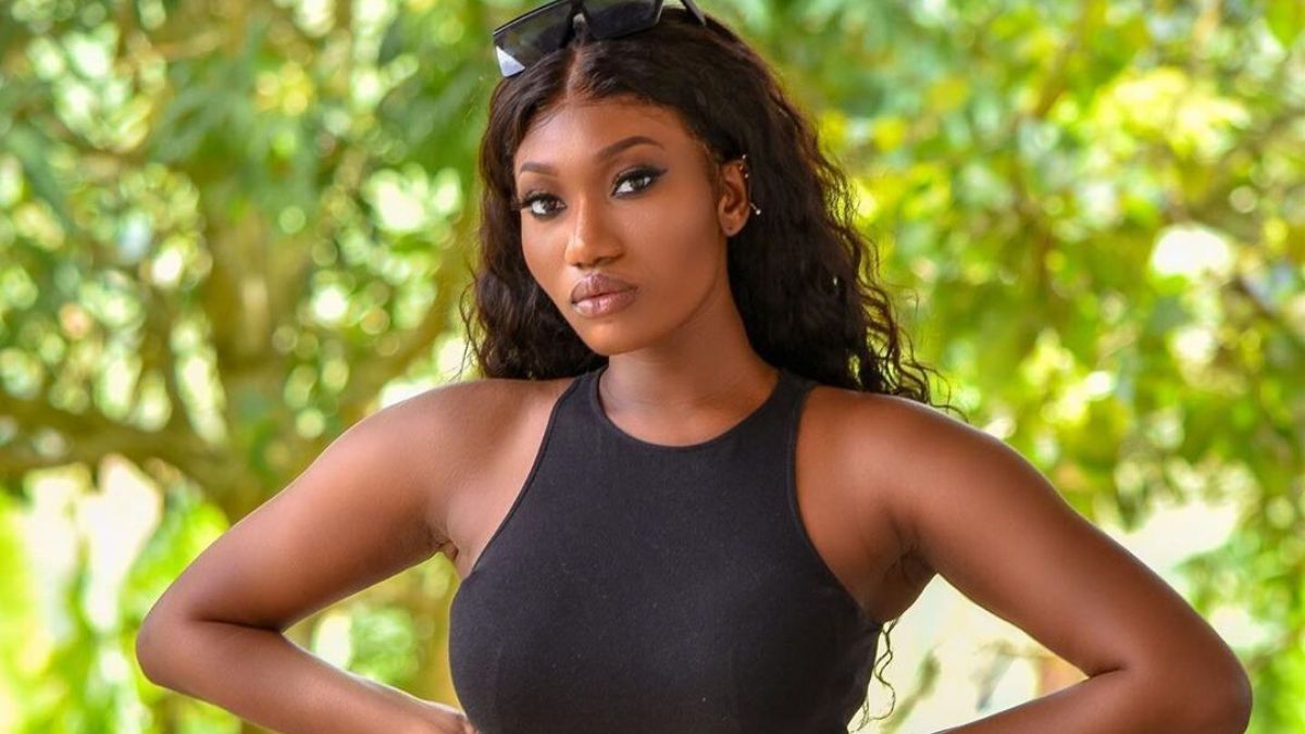 Wendy Shay : « Pendant que je poursuivais ma passion, ma meilleure amie poursuivait mon homme » ; l’énorme déception de la chanteuse