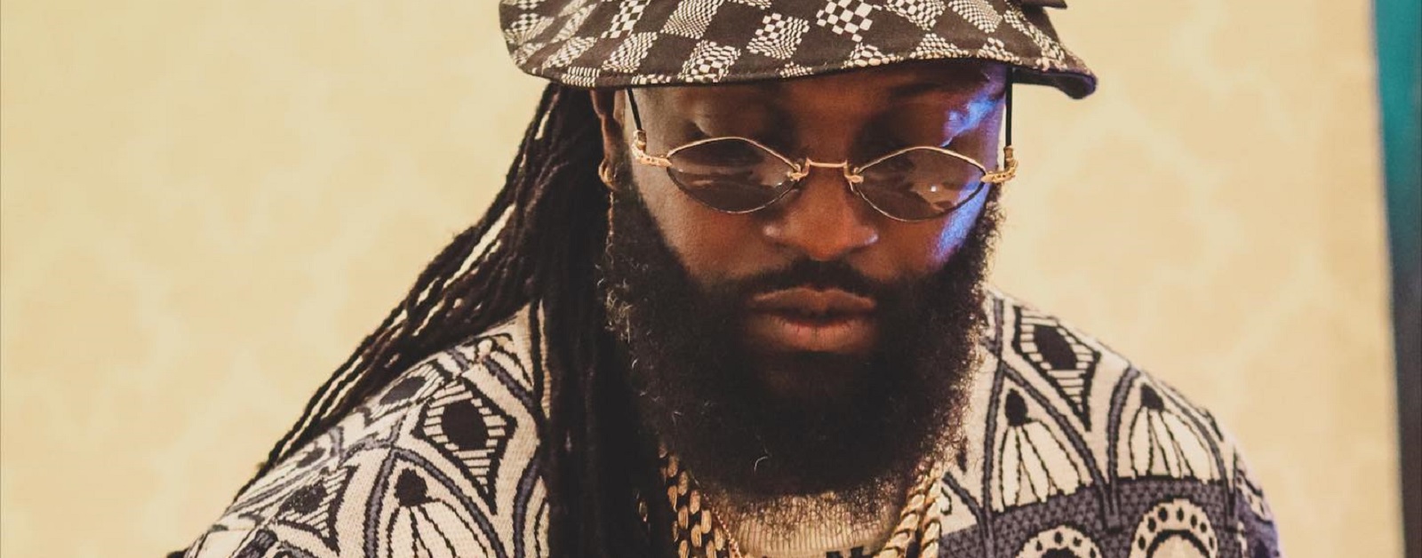Adebayor Sheyi : « C’est un honneur d’assister … nos jeunes esprits brillants » (photo)