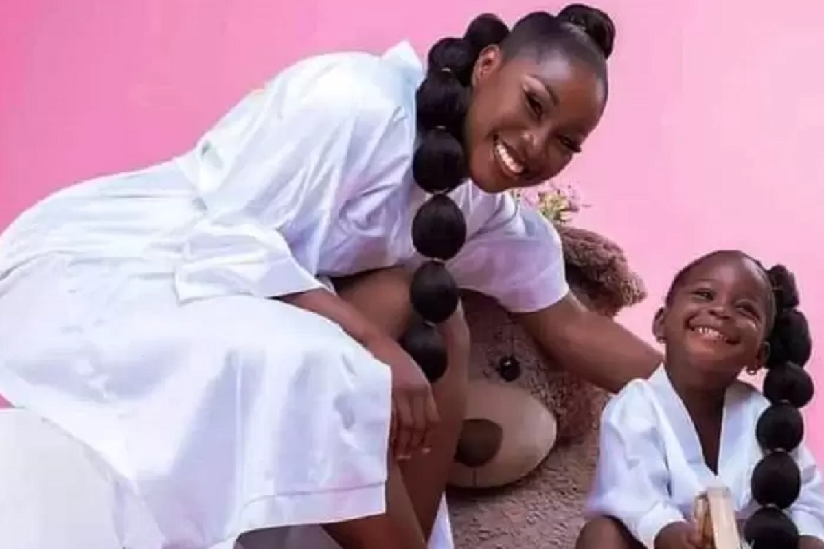 Carmen Sama : la veuve de DJ Arafat choquée par ce portrait de sa fille Rafna (vidéo)