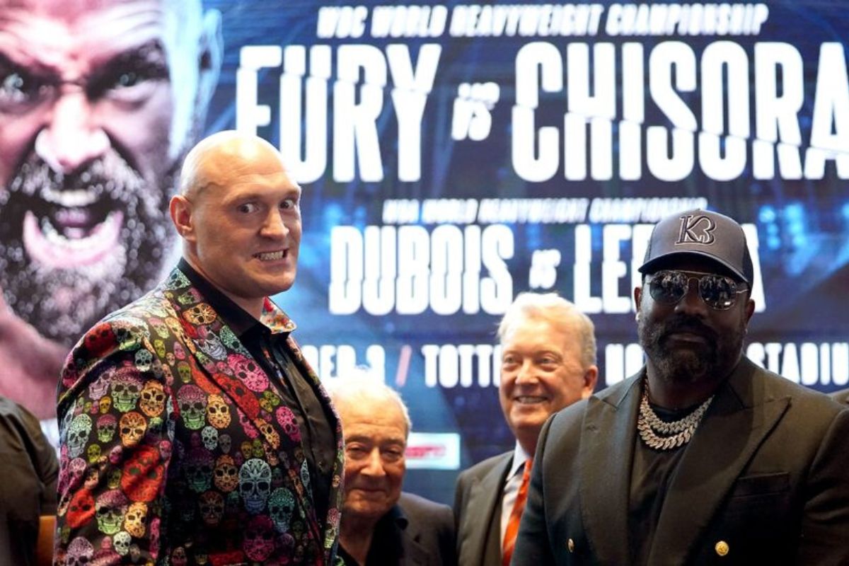  Derek Chisora : « Tyson Fury veut avoir des relations s3xuelles avec Anthony Joshua »