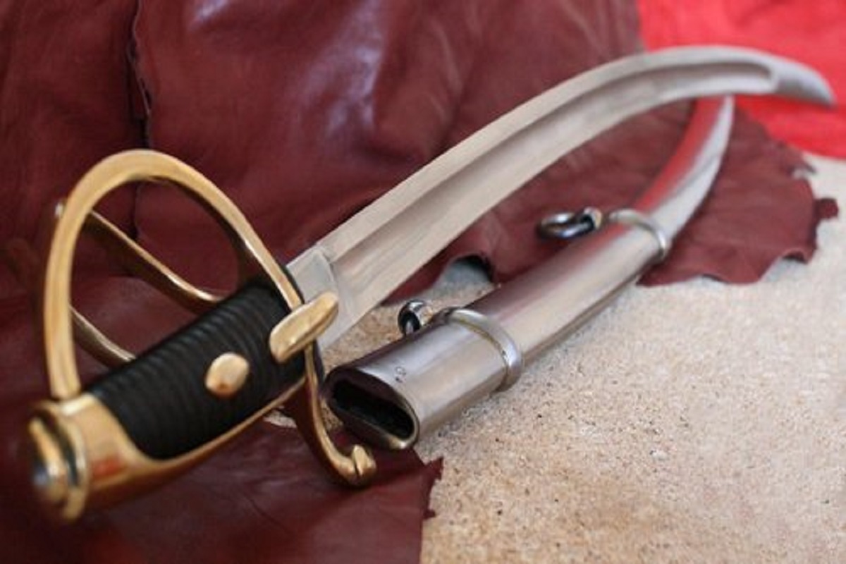 Drame : un homme poignarde sa mère et son chien avec un sabre de samouraï