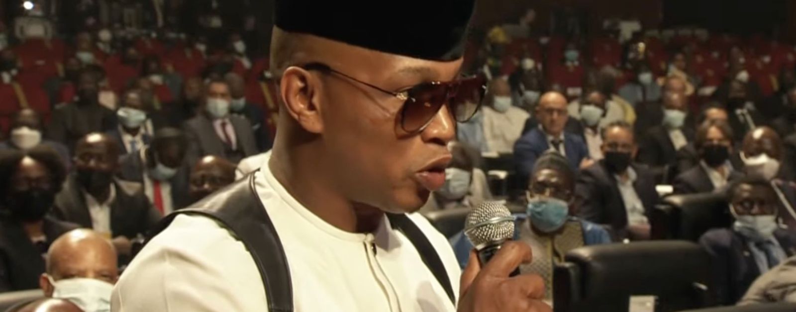 El Hadji Diouf : « Ce coach m’a dit d’aller en boîte avant chaque match parce que… »