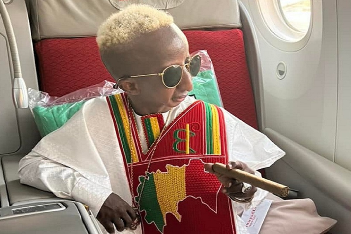 Grand P : la toile complètement conquise par la magnanimité du diplomate guinéen (photos)