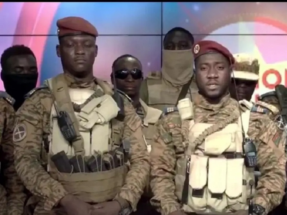 Burkina Faso / Ibrahima Traoré : « Toute forme de violence sera réprimée et… » ; le nouvel homme fort menace ceux qui…