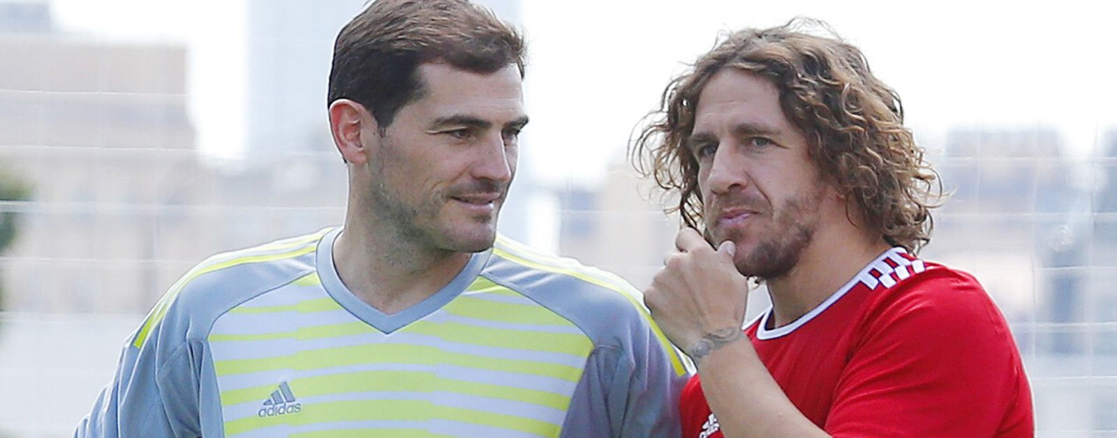 Iker Casillas g@y : la star du Real Madrid en « couple » avec la légende du Barça, Carles Puyol ?