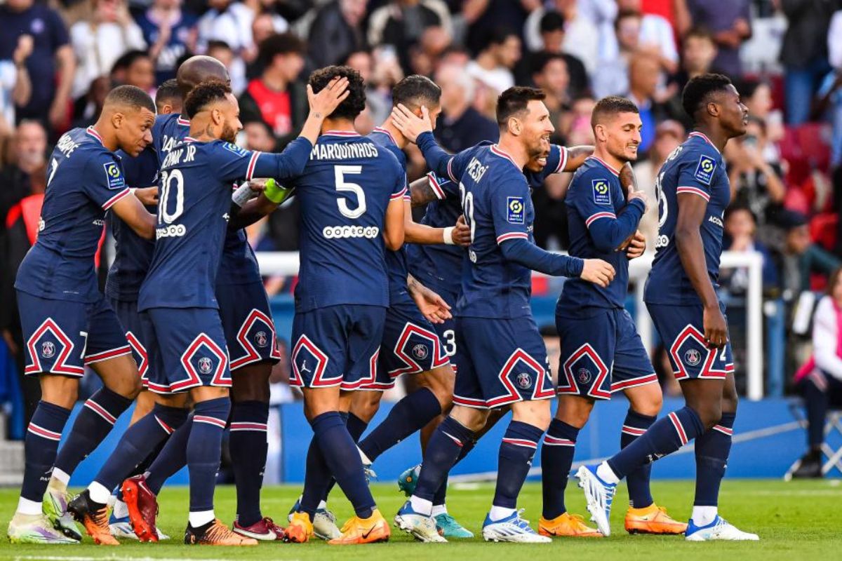 « Il est recruté pour faire TikTok », les fans se moquent d’une recrue parisienne
