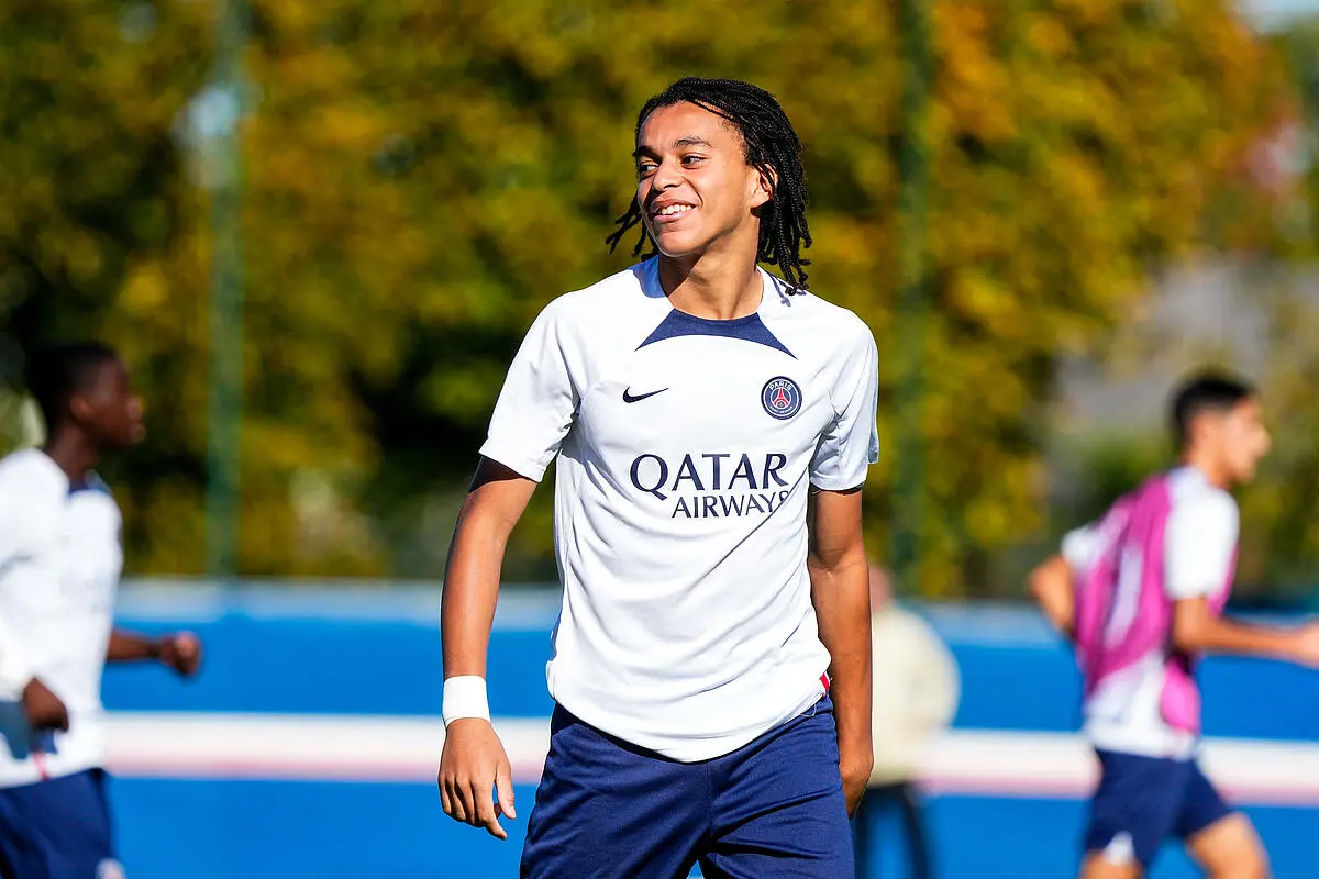 Kylian Mbappé : le petit frère du footballeur fait son entrée dans l’équipe du PSG !