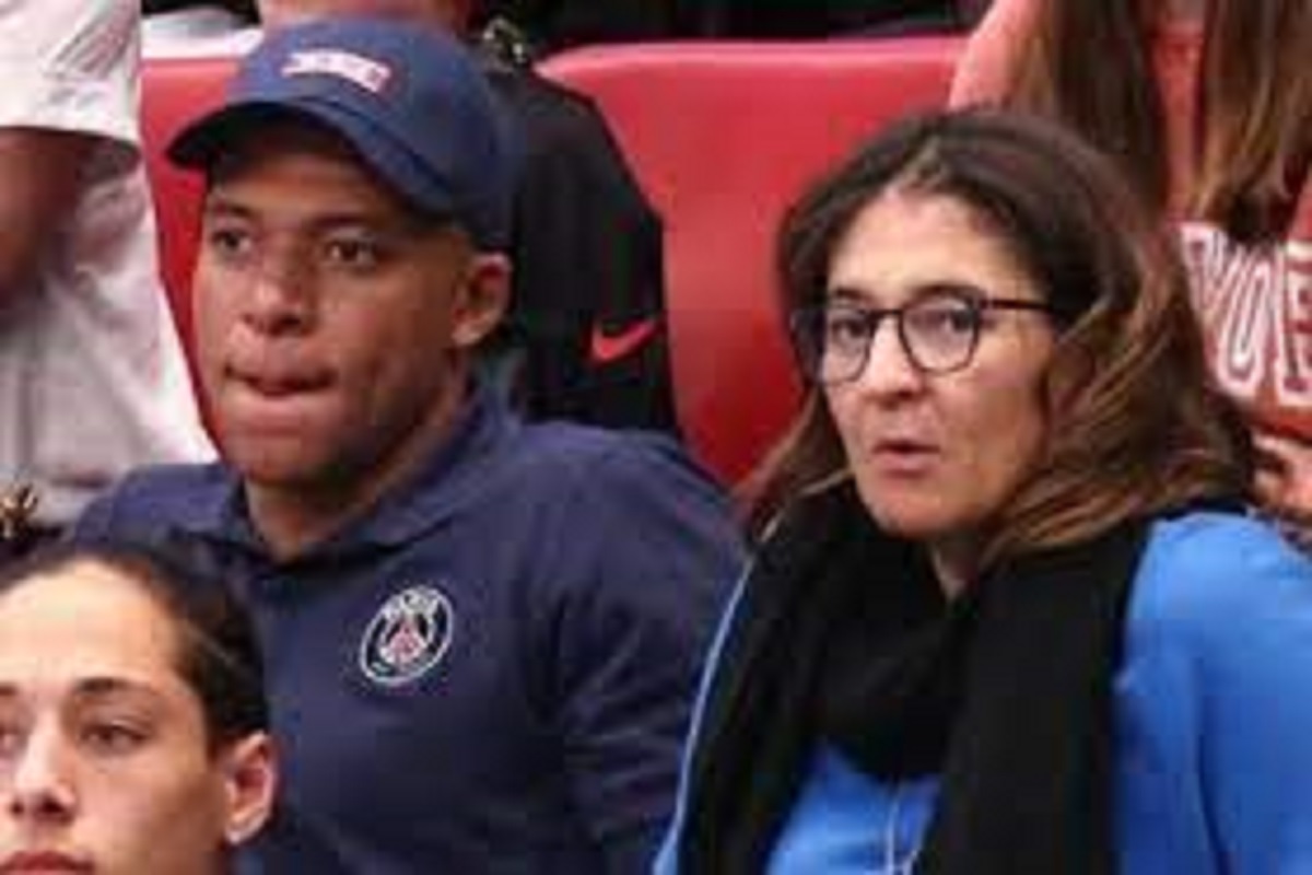 Kylian Mbappé : « Je pense que oui… », la réponse du Français quand on lui demande s’il a rendu fière sa maman (vidéo)