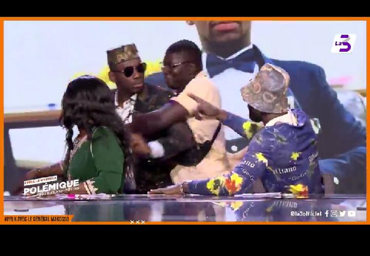 Makosso très en colère : le pasteur déclenche une bagarre sur un plateau de télé (vidéo)