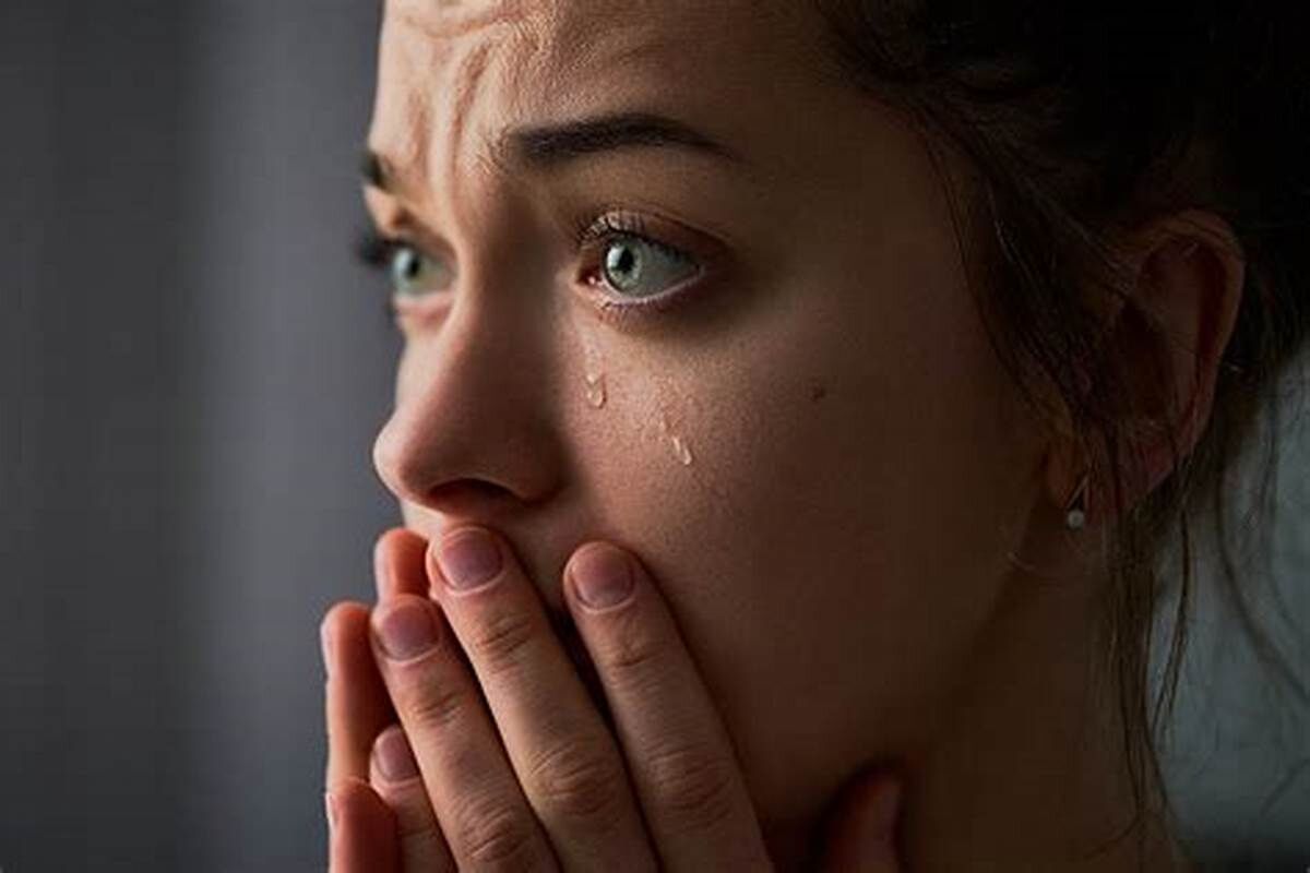 « Mon mari m’a quittée pour épouser ma fille quand elle a eu 18 ans, maintenant ils ont une… »