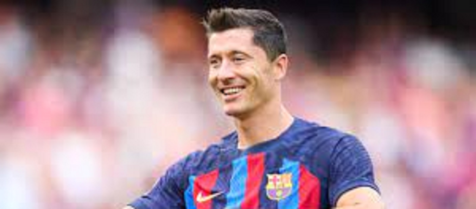Robert Lewandowski : le Polonais sauve l’honneur du Barça dans un match complètement fou