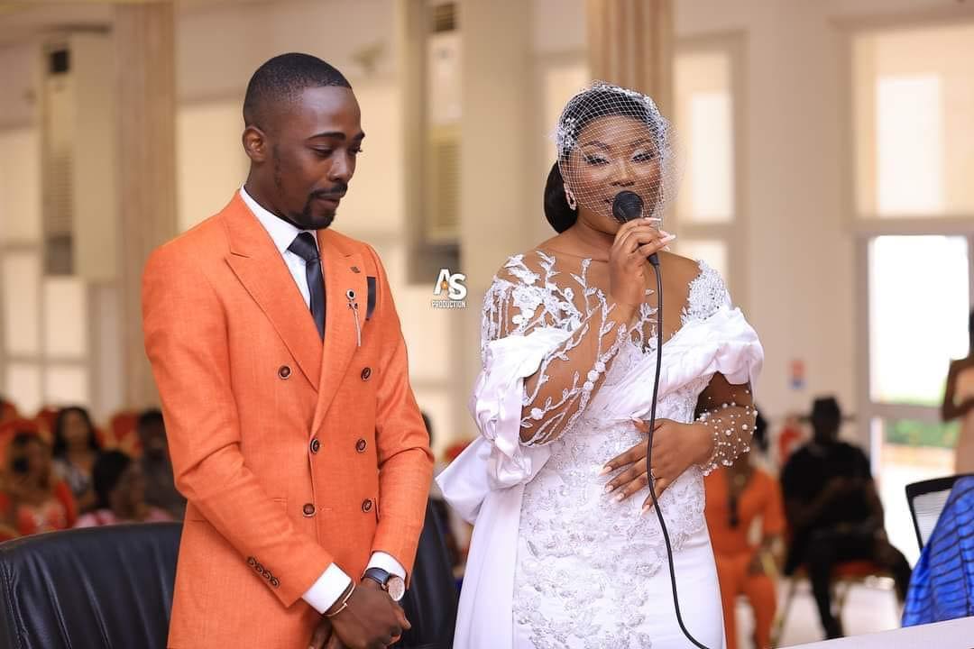 La relation de Roseline Layo aurait duré 9 ans avant d’aboutir au mariage