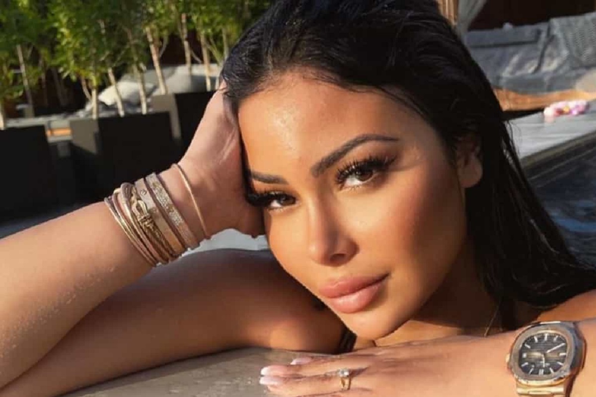 Maeva Ghennam a-t-elle réagi après les révélations sur sa relation avec Maes ?