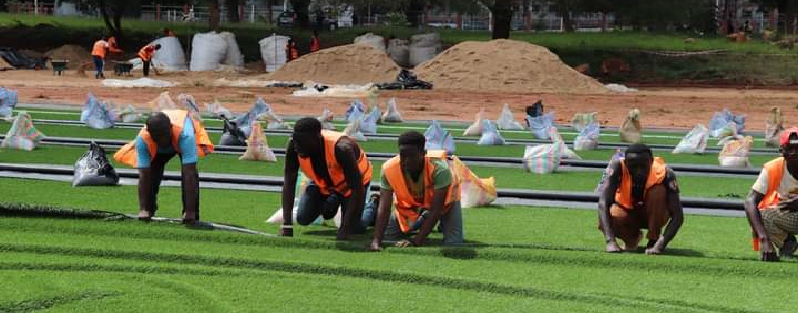 Togo/UL : la rénovation presque finie du terrain de football fait rêver les amateurs du ballon rond (photos)