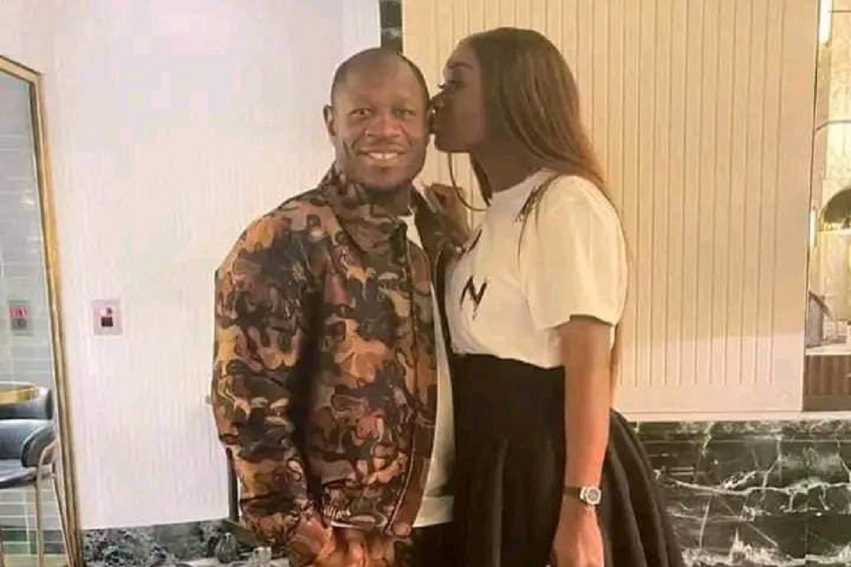 Christian Bassogog : sa femme lui offre une montre de 17 millions de FCFA à l’occasion de… (photo)