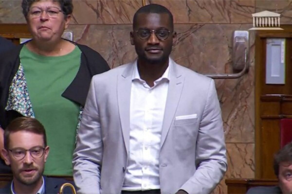 Carlos Bilongo : « Qu’il retourne en Afrique » ; le député français « humilié » à l’Assemblée nationale (vidéo)