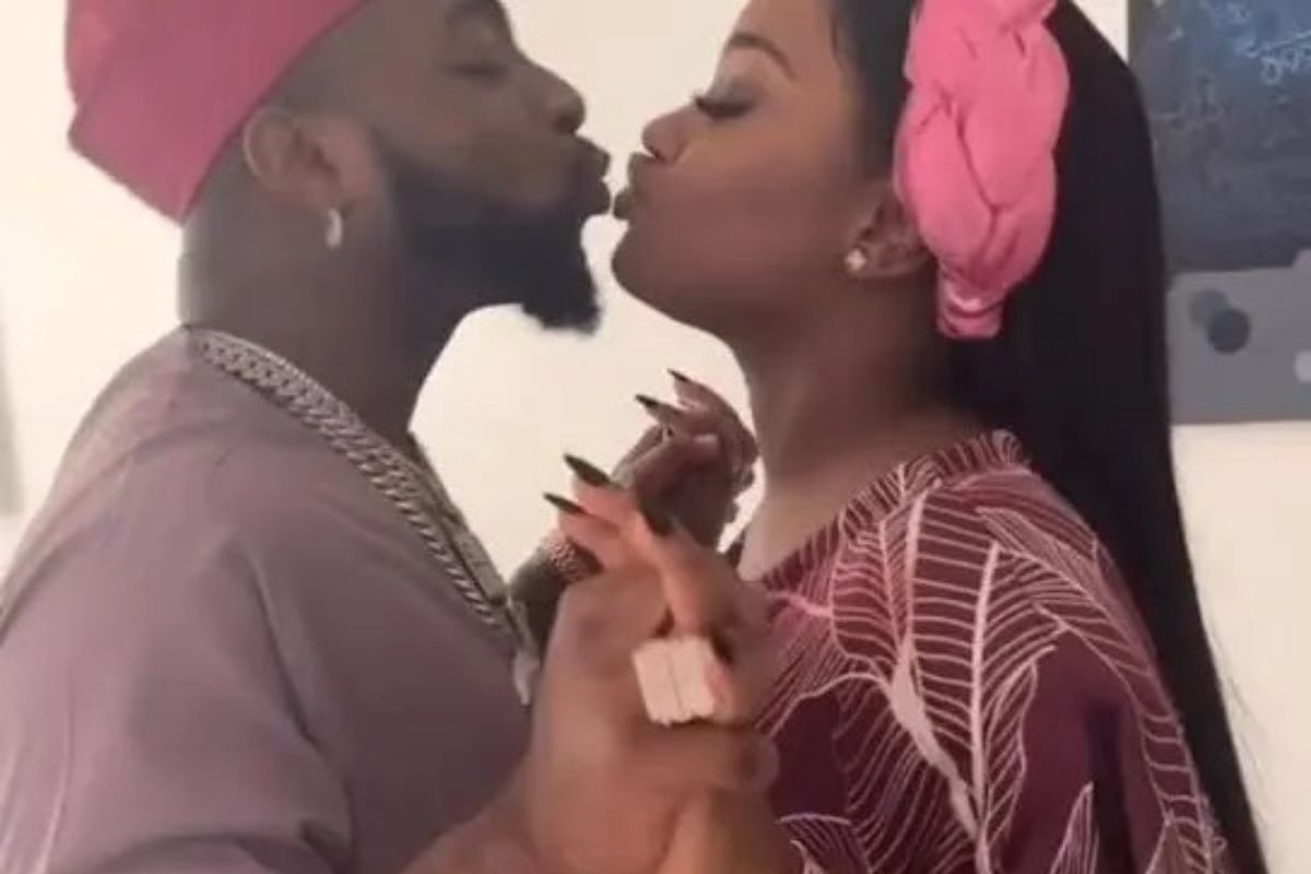 Davido a-t-il secrètement épousé Chioma ? Une folle rumeur inonde la toile (photo)