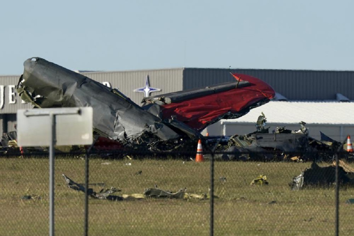 Gros choc aux Etats-Unis : 2 avions entrent en collision (vidéo)