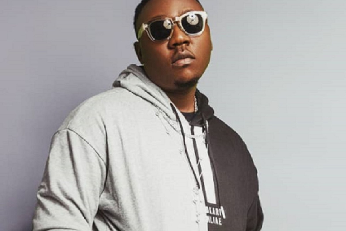 « Vous faites la honte du pays », le rappeur Pikaluz moqué pour son freestyle sur la chanson de Suspect 95 (photos)