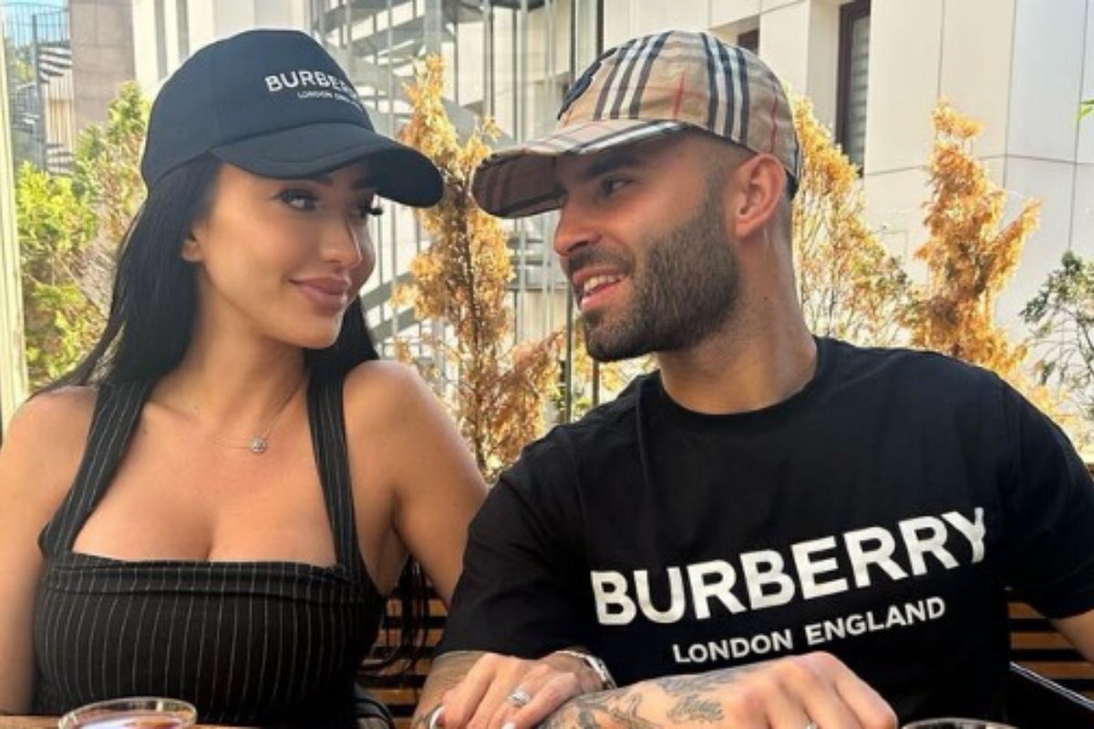 Jesé Rodriguez : une photo du joueur et de sa compagne complètement nus fait grand bruit sur la toile