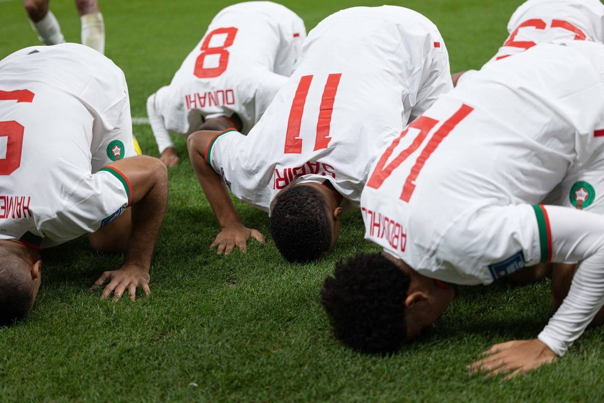 « Je t’aime … » ; Achraf Hakimi explose la toile après la victoire du Maroc (vidéo)