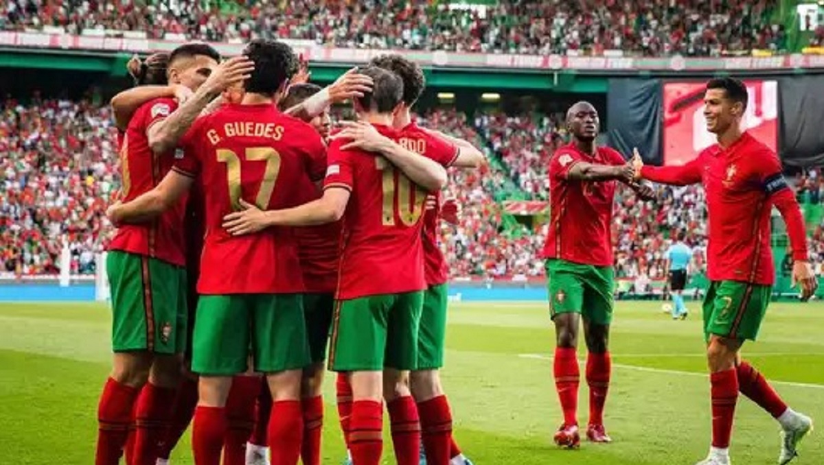 Mondial 2022 : quand Dolores Aveiro, la maman de Cristiano Ronaldo prend la défense de son fils