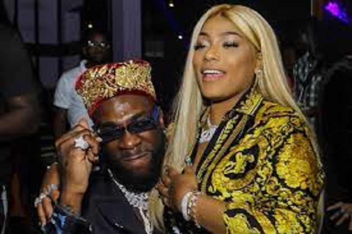 Stefflon Don en remet une couche sur son clash avec Burna Boy et le traite de…(vidéo)