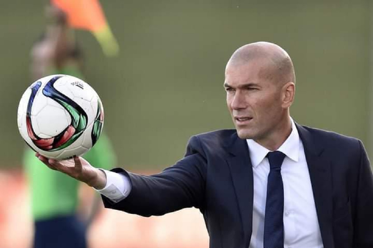 « Zinedine Zidane sera le nouveau sélectionneur des… tout bouclé »