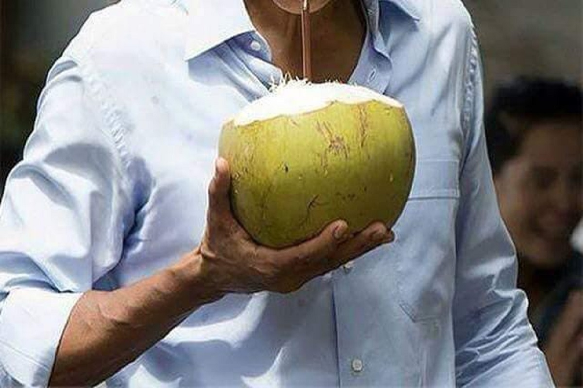Un homme neutralisé avec une noix de coco alors que les balles de fusils ne lui faisaient rien (vidéo)