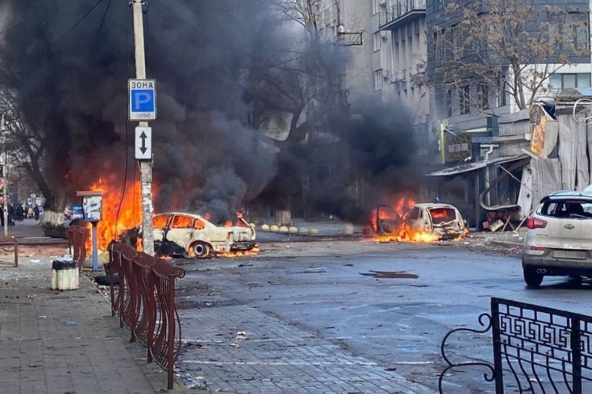 Bombardement russe centre Kherson