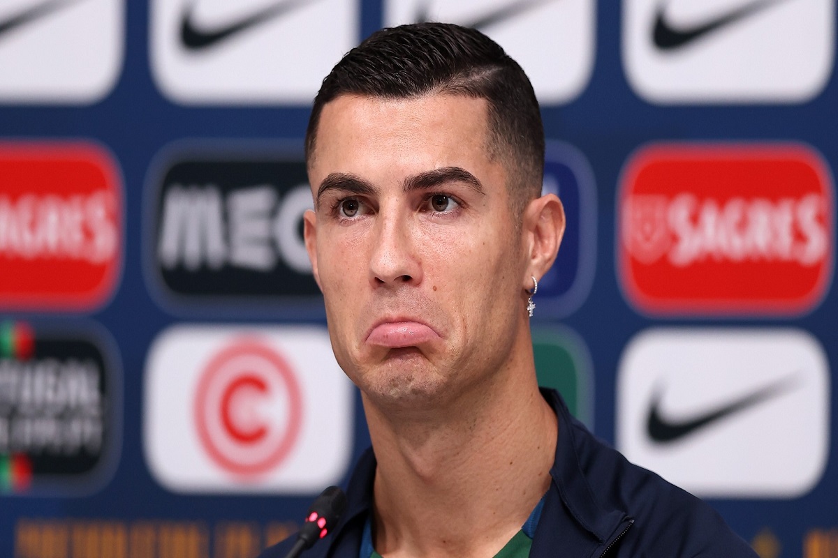 Cristiano : la réaction du footballeur à la mort de son père !