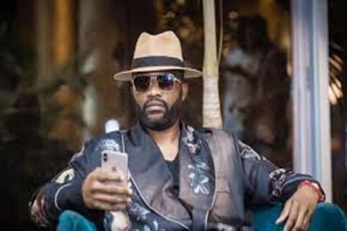 Fally Ipupa : « C’est ce que je déteste dans mon boulot… », la star se confie