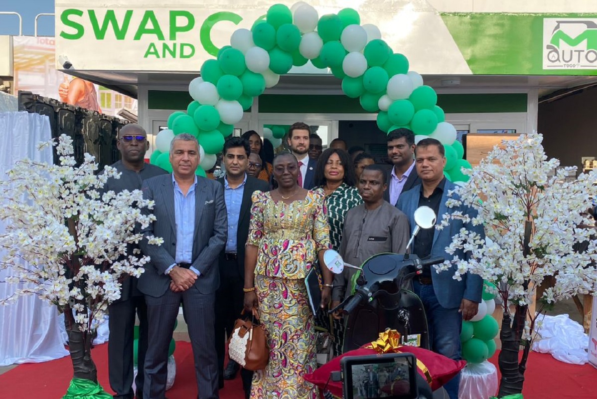 Togo : M auto lance avec Totalenergies « swap n go », une station d’échange et de recharge de batterie