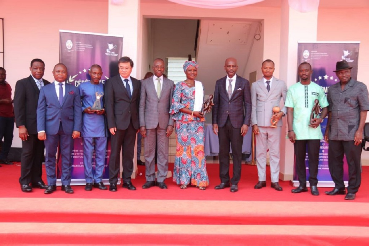 Togo / 8e édition du « Prix de l’Excellence » : 12 fonctionnaires du ministère des Affaires étrangères primés