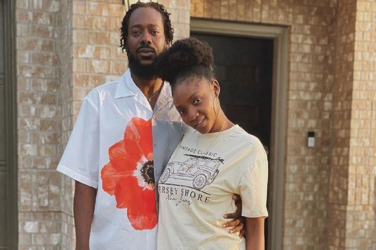 Adekunle Gold et Simi : le couple suit les pas de Davido et Chioma (photo)
