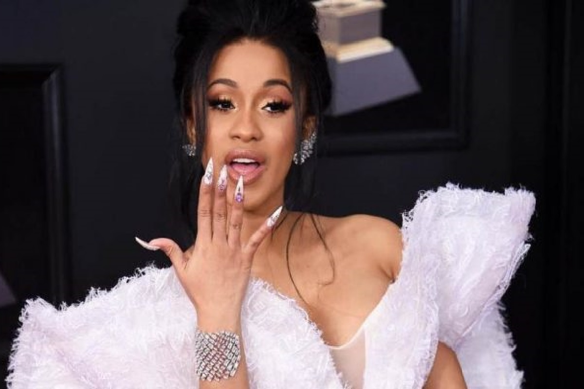 Cardi B travaux
