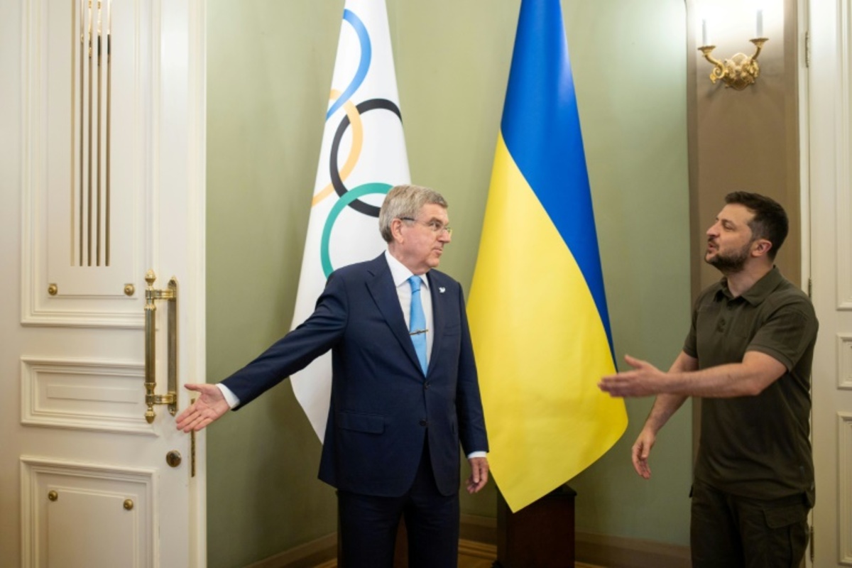 Pas d’athlètes russes aux J.O. de Paris 2024 : Zelensky s’attire la foudre des internautes après sa demande