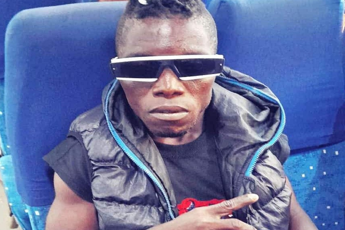 Côte d’Ivoire : Bébé sans os de Man, la nouvelle star qui veut détrôner le danseur de DJ Arafat (vidéo)