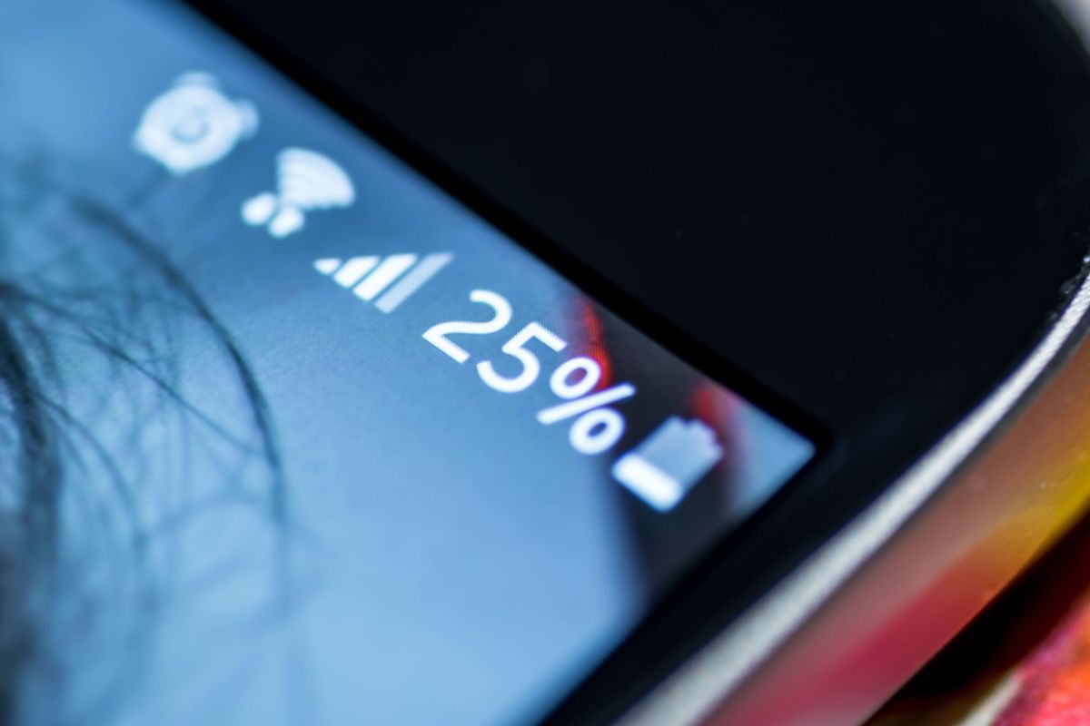 Facebook ex-employé batterie smartphones