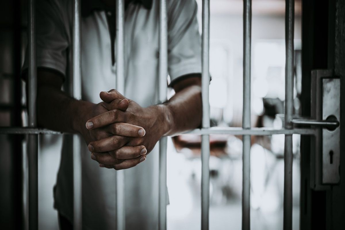 homme condamné à 40 ans de prison