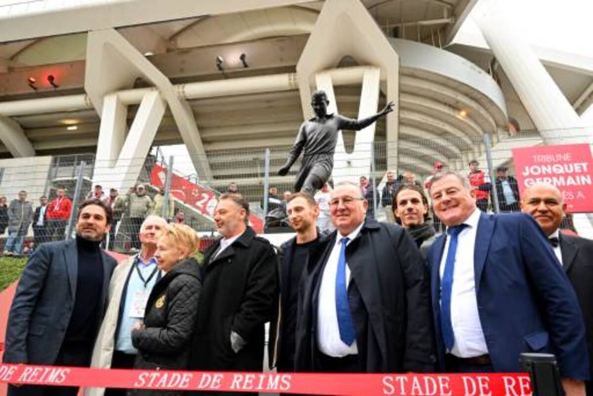 Football : le club de Reims rend hommage à cette légende décédée avec une belle œuvre