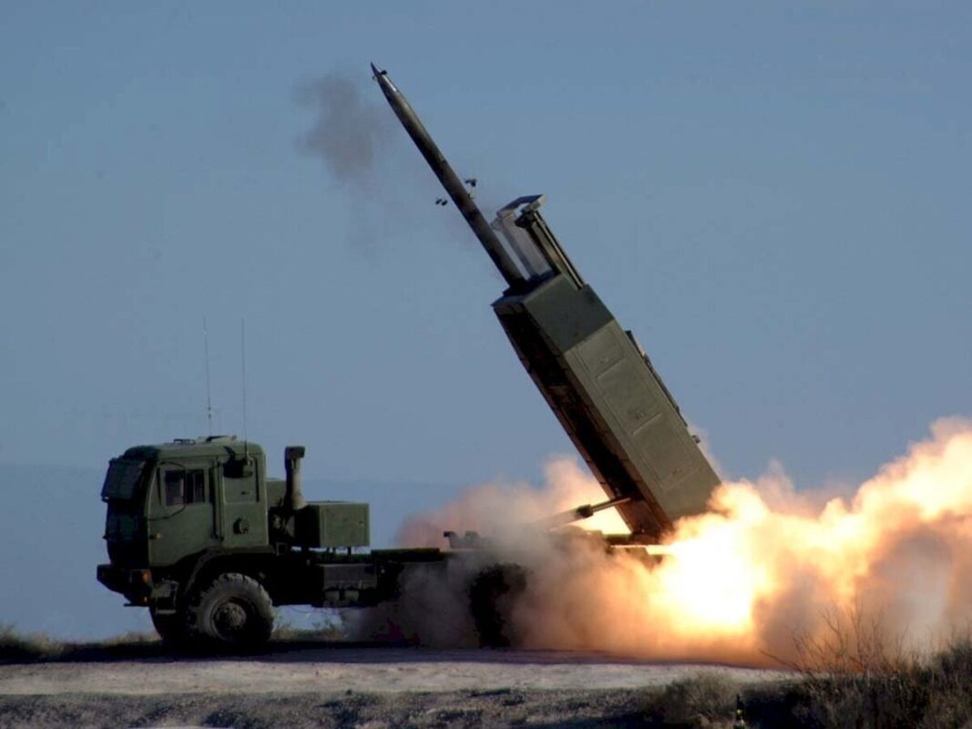 Puissance militaire mondiale : Taïwan et les États-Unis s'associent pour produire un missile et un drone sous-marin