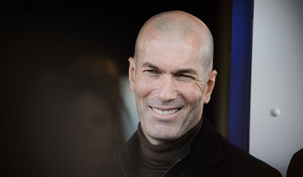 Équipe de France : Zinédine Zidane chez les Bleus, c’est fait